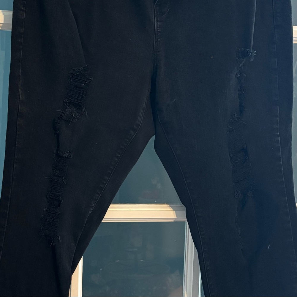 Torrid Sky High Skinny Black Jeans - Picture 2 of 14